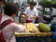 上海気まぐれ紀行：あてのない街ブラへ。ジャックフルーツを味わう