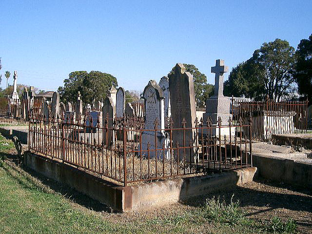 �I�[�X�g�����A�C�܂���I�s�E�V�h�j�[